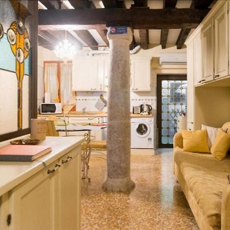Historical Flat In Cannaregio, Venezia Exterior photo