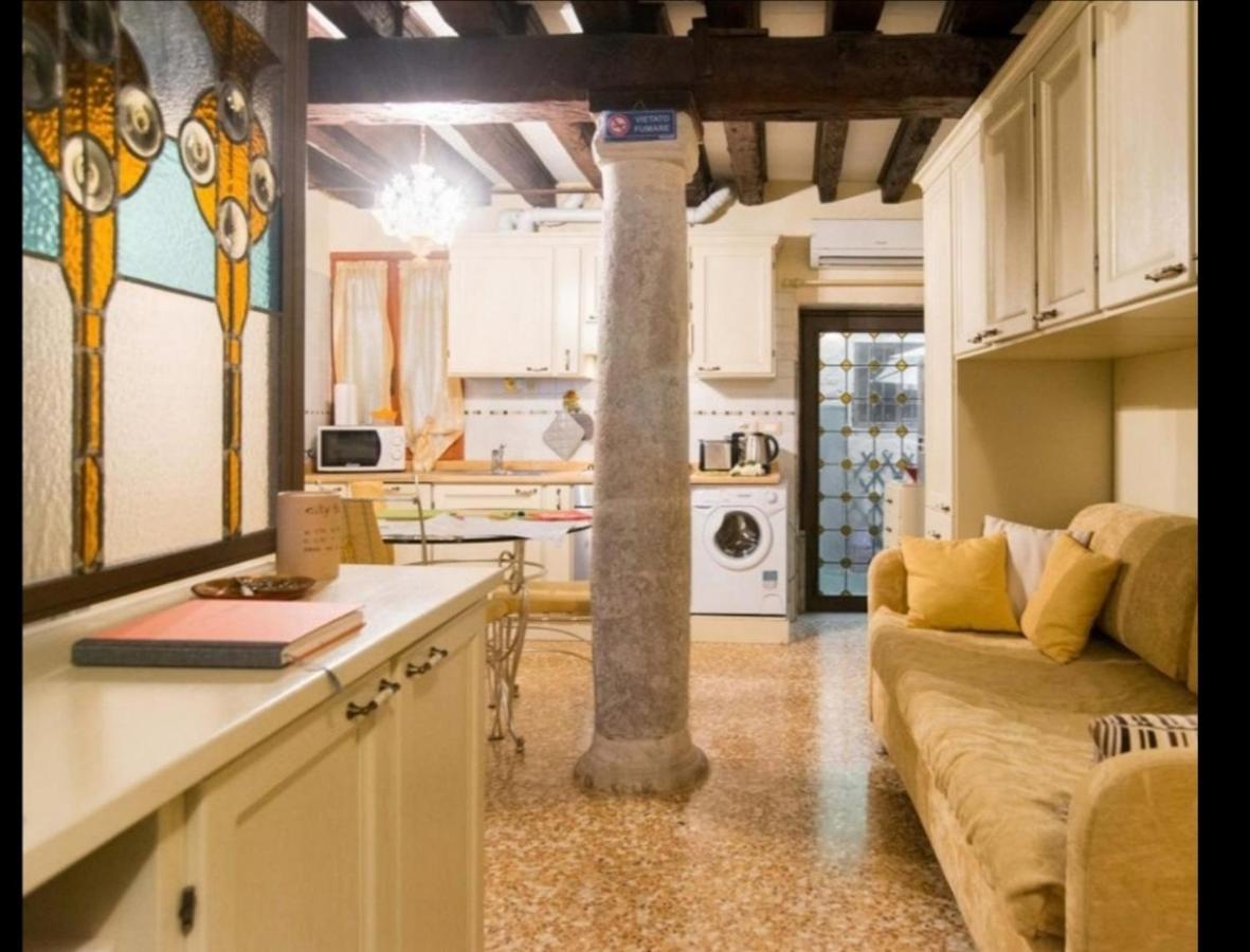 Historical Flat In Cannaregio, Venezia Exterior photo